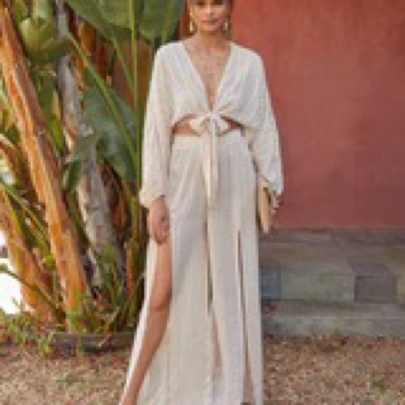 long sleeve crop top with tie in front from vici never worn w matching pants - Picture 6 of 6